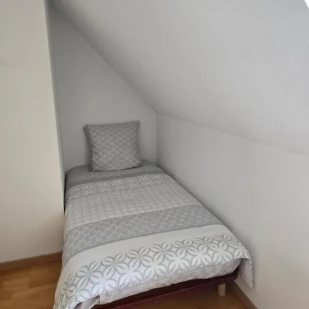 Charmante Maison Marnaise Nyaraló